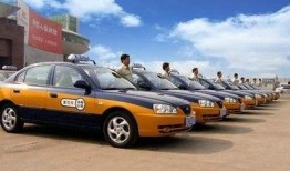 张扬出租车爆料视频,行业乱象与真相曝光