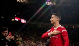 c罗爆料退役时间最新,足球传奇告别绿茵场！”